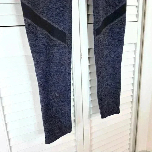 Beyond Yoga Slant Get Enough High Waisted Leggings | Gray Purple | SZ M - Picture 9 of 11
